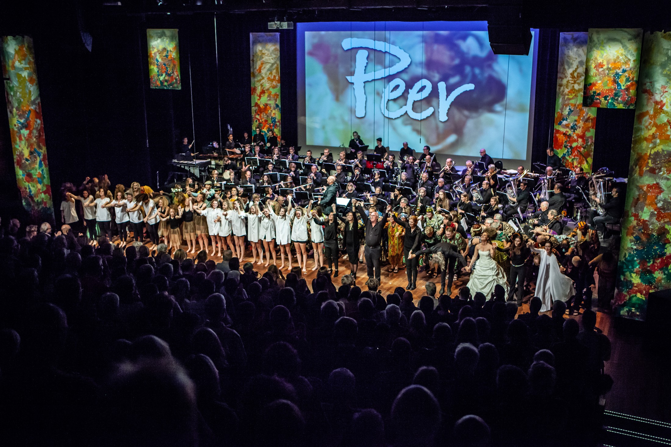 regisseur Albany Stationair Theaterbon kopen? Geef iemand een avondje theater cadeau